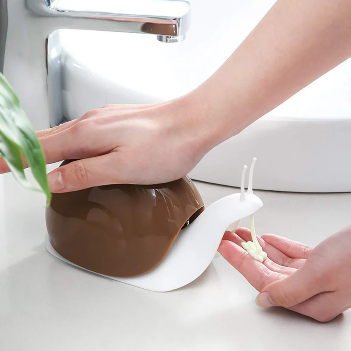 Portable Snail Shape Liquid Soap Dispenser Portable Snail Shape Liquid Soap Dispenser